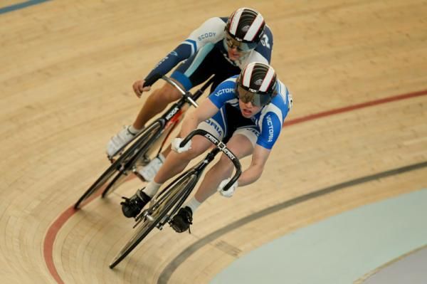 Emerson Harwood (VIC) beats Jake Abramovic (NSW) during the U19 sprint quarters