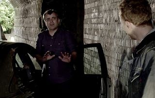 Coronation Street spoilers: Will Steve McDonald escape the armed robber?