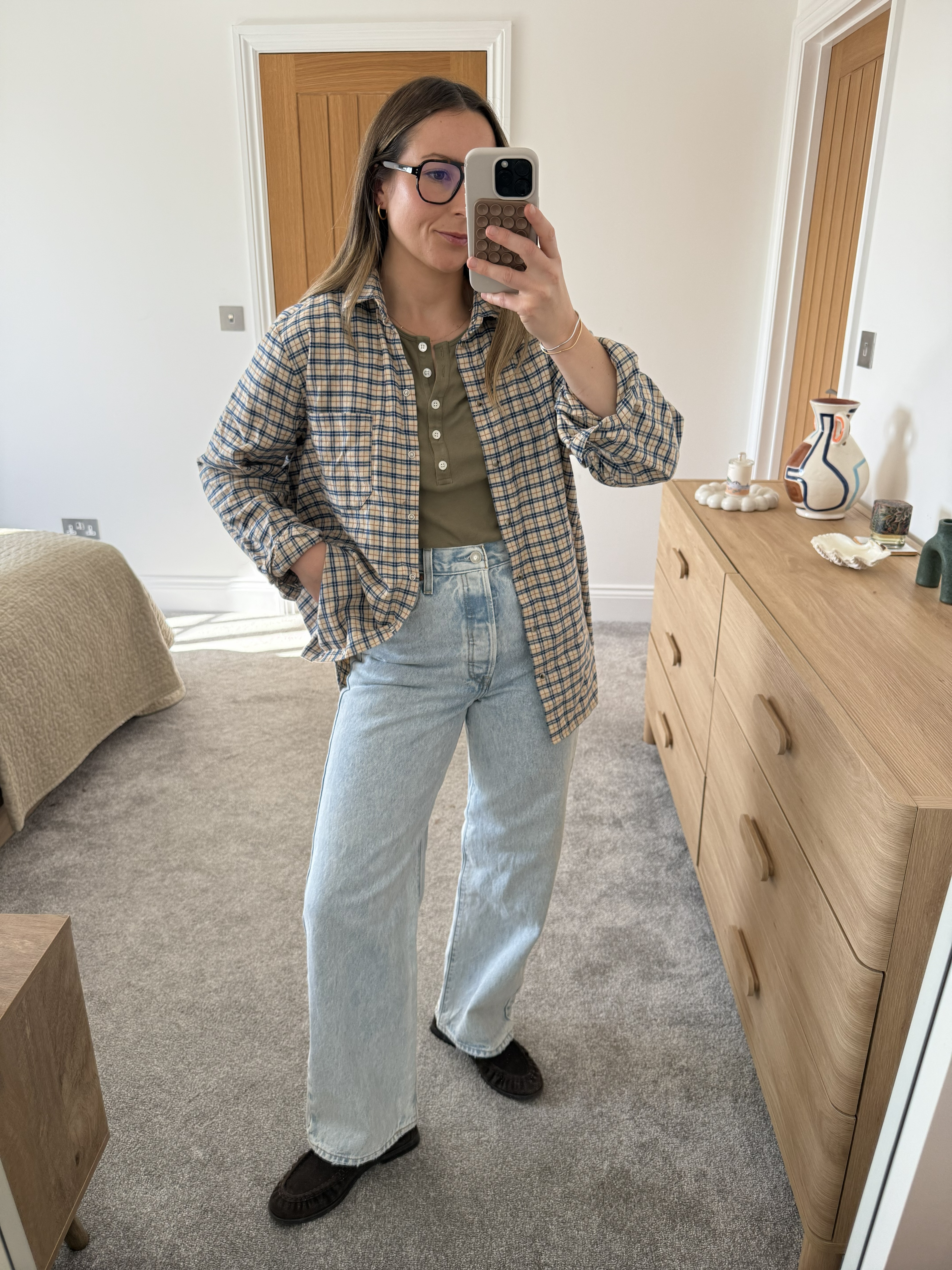 Stylist Emily Dawes wears Levi's Ribcage Straight Ankle Jeans