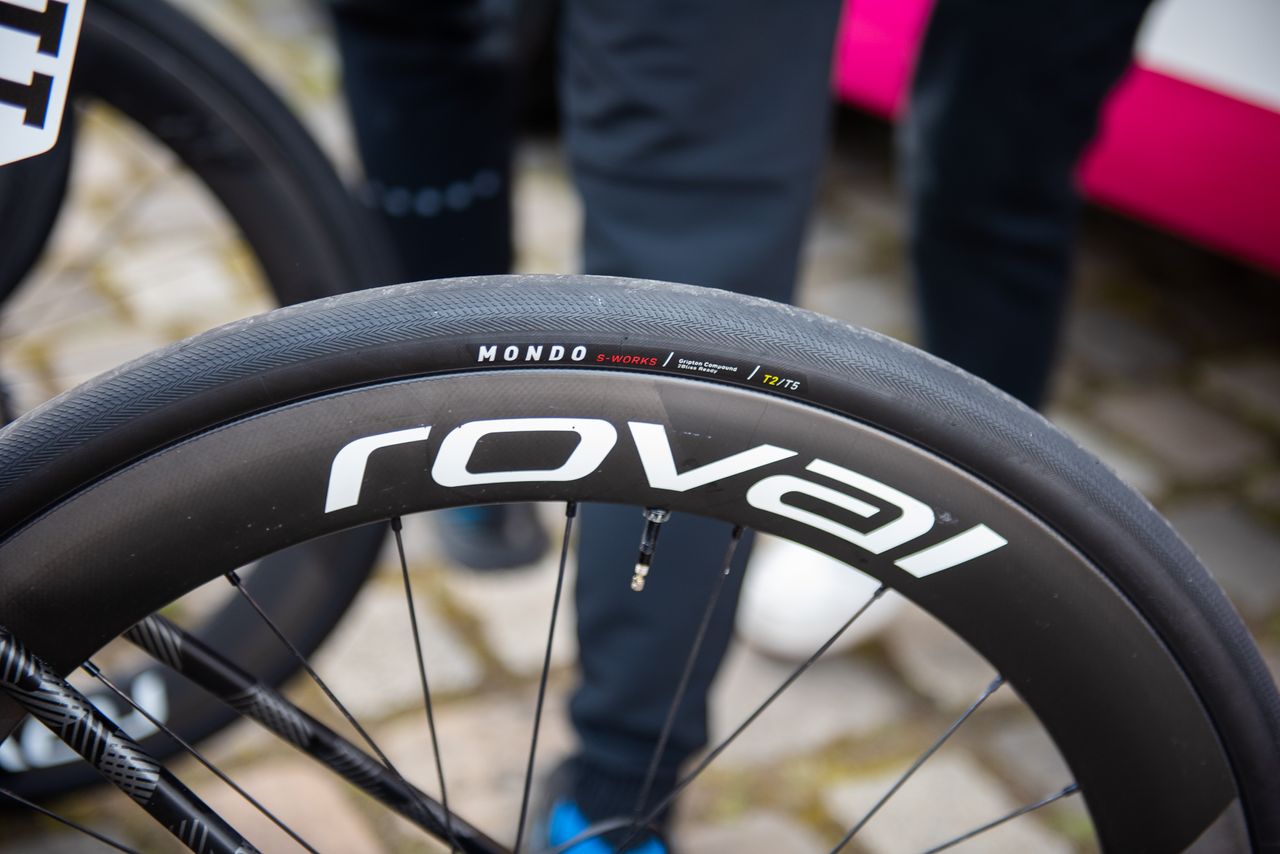 Specialized Mondo tyres