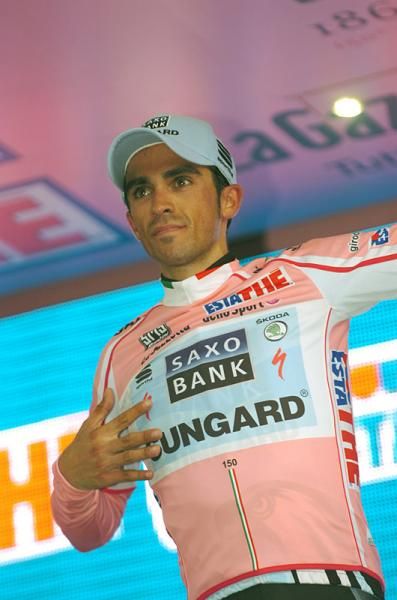 Alberto Contador adds another pink jersey to his collection.