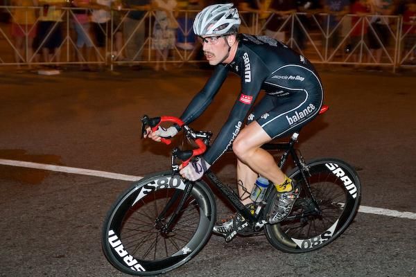 A group of 13 riders lapped the field within the first 25 minutes of the race.