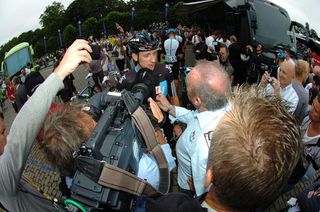 Bradley Wiggins (Sky) surrounded by the press.