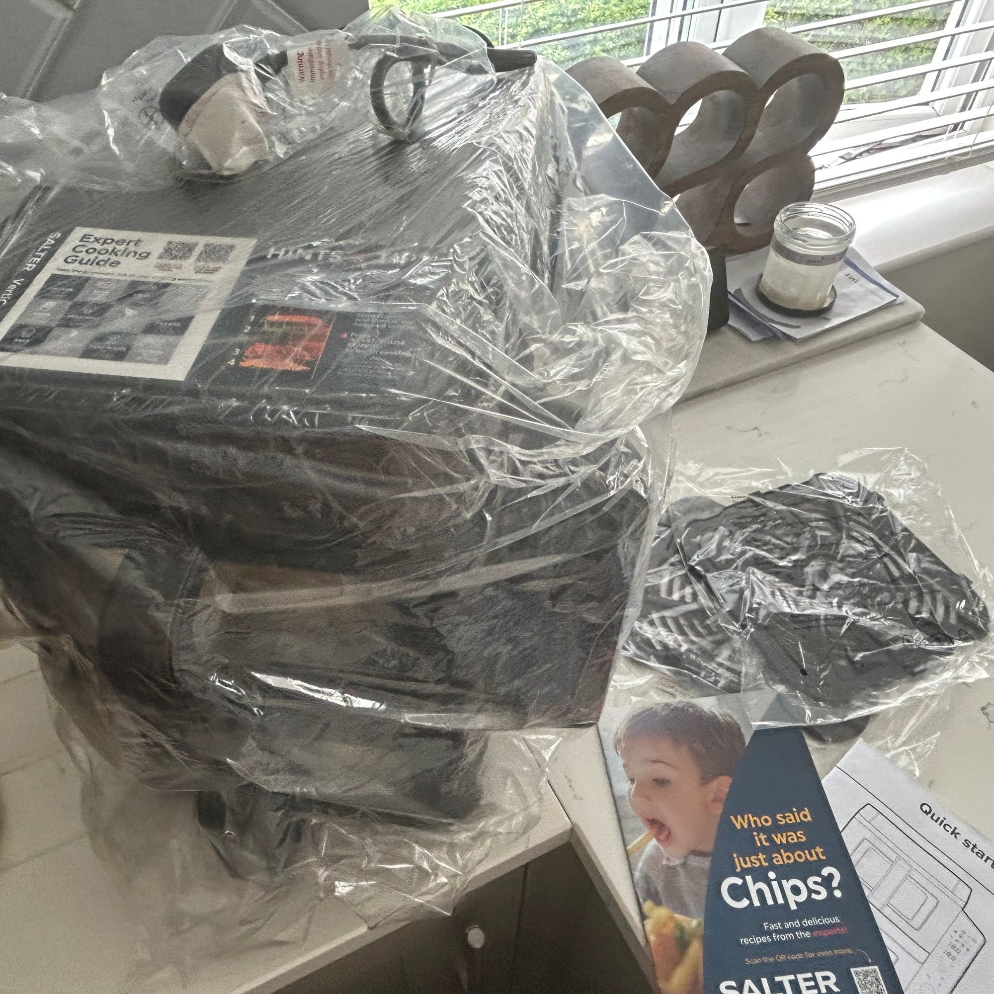 Salter VertiCook View Air Fryer - plastic packaging
