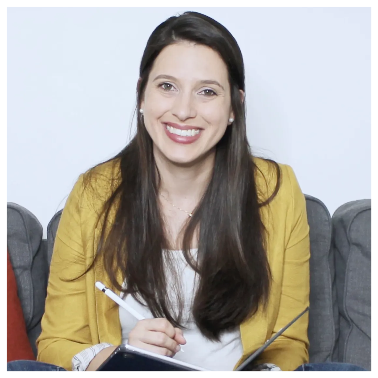 A headshot of professional organizer and founder of 'Di Is Organized' Di Ter Avest