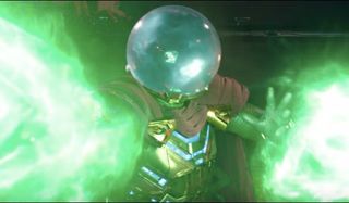 Spider-Man: Far From Home Mysterio uses his powers and his fishbowl helmet