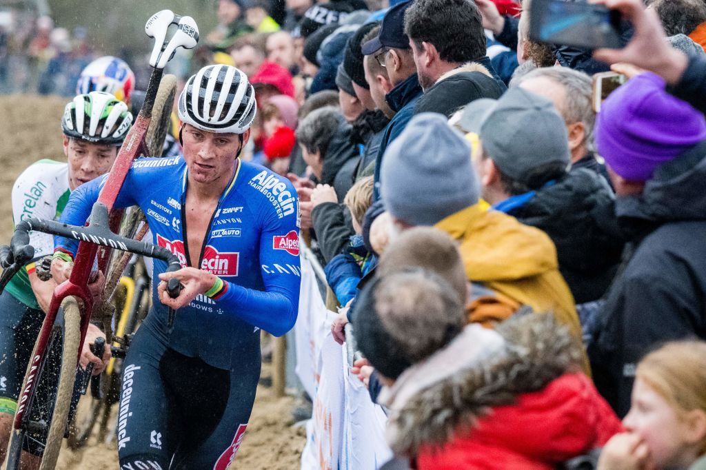 Dutch Mathieu Van Der Poel pictured in action during the mens elite race at the Duinencross cyclocross cycling event on Thursday 05 January 2023 in Koksijde the fifth stage in the X2O Badkamers Trofee Veldrijden competition BELGA PHOTO JASPER JACOBS Photo by JASPER JACOBS BELGA MAG Belga via AFP Photo by JASPER JACOBSBELGA MAGAFP via Getty Images