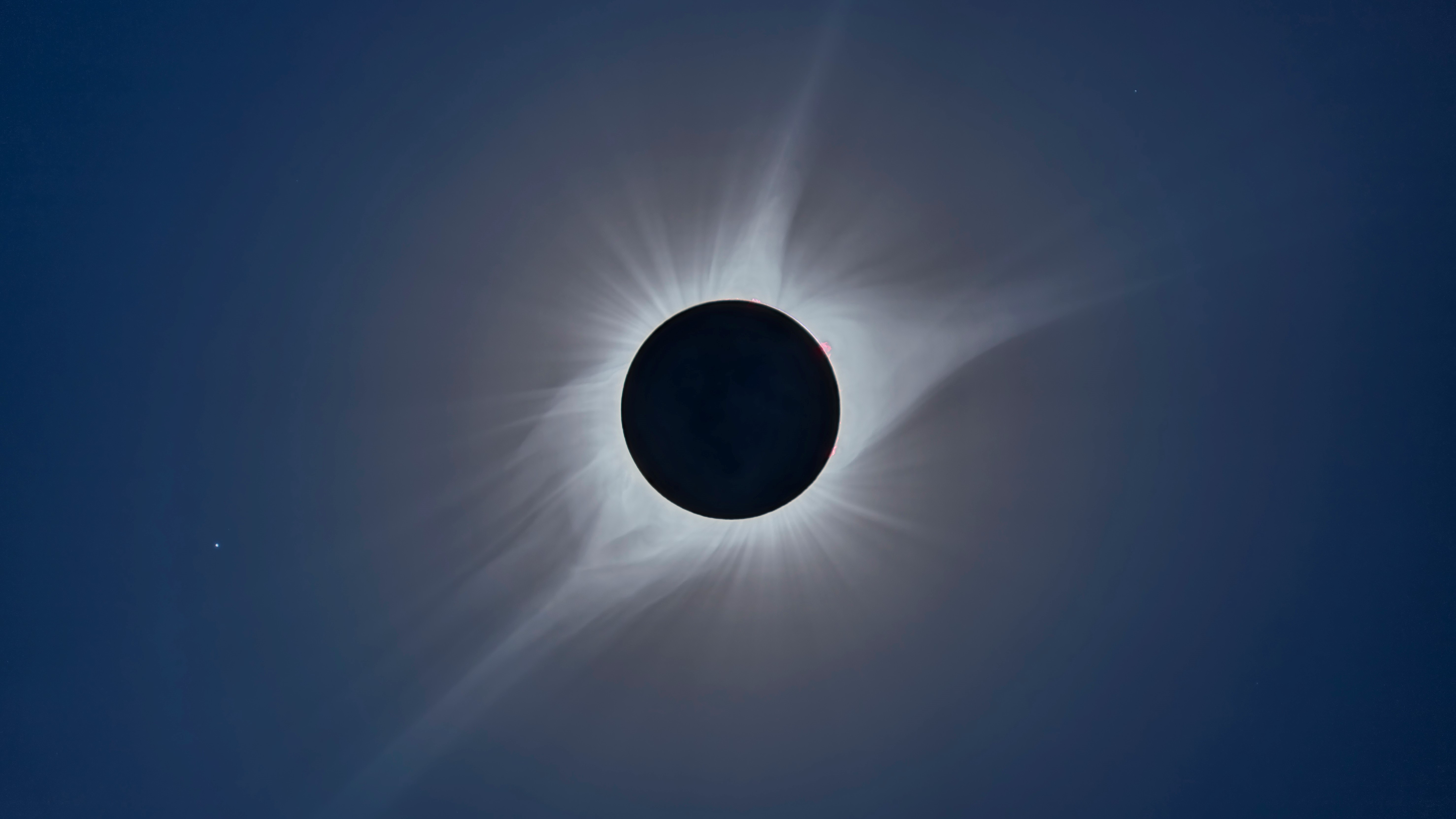 New Moon And Annular Solar Eclipse In Gemini – Halo