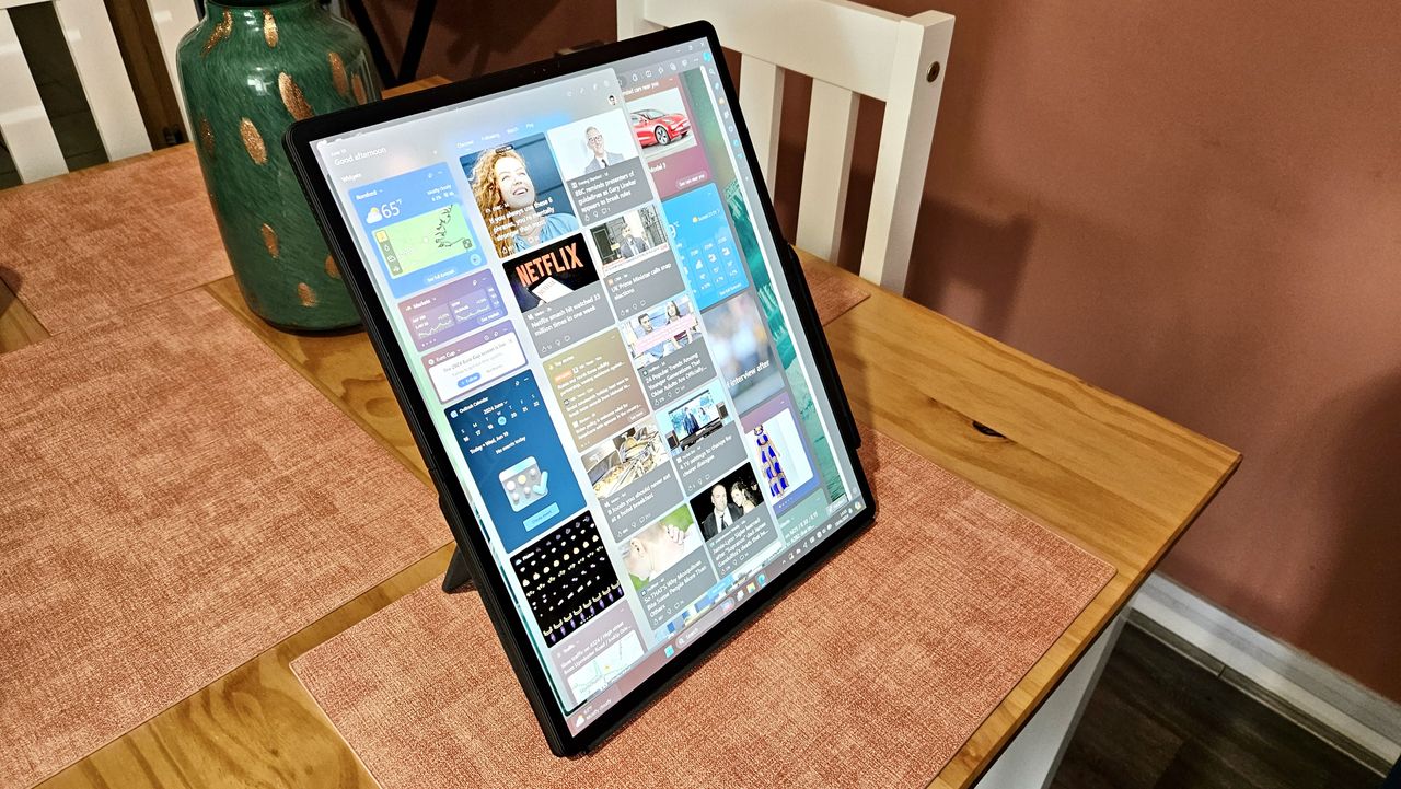 Lenovo ThinkPad X1 Fold Gen 2 laptop.