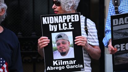 Protesters denounce deportation of Salvadoran migrant Kilmar Abrego Garcia