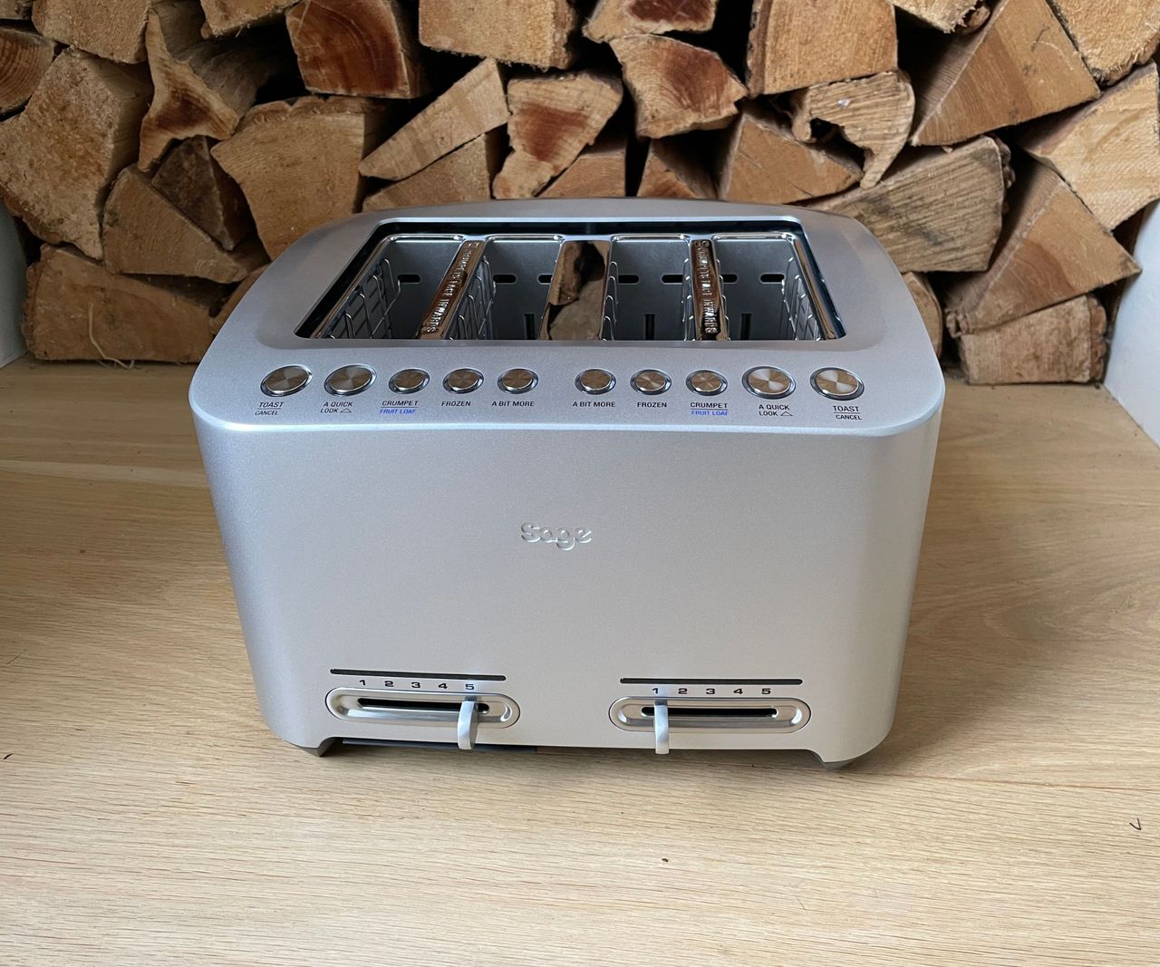 Breville Die Cast 4-Slice Toaster on own