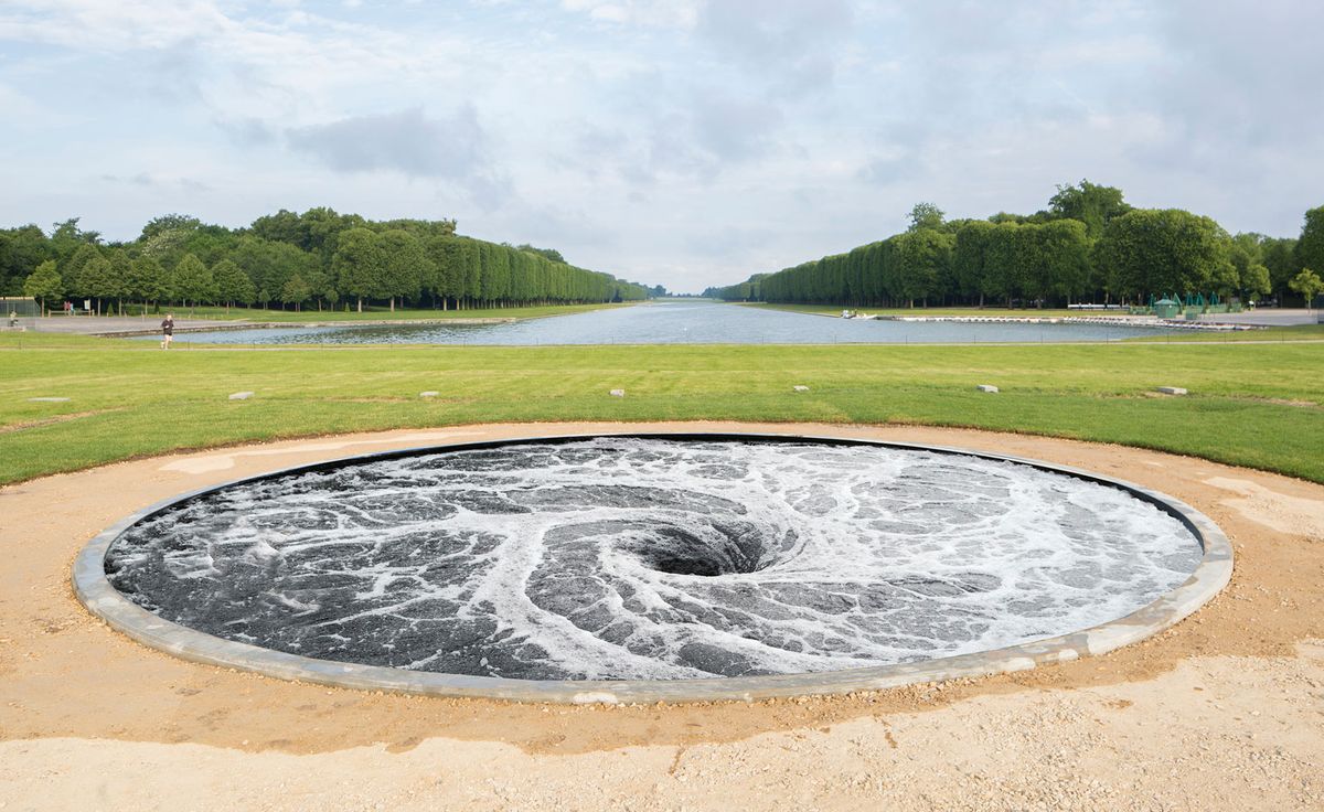 Anish Kapoor's latest exhibition invites the sublime to the Palace
