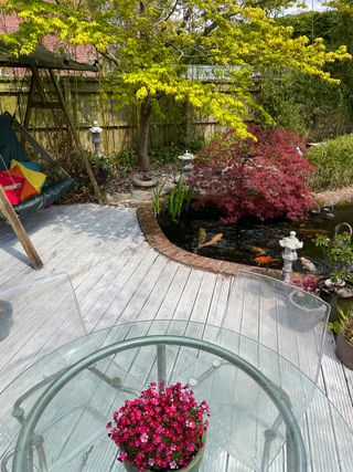 curved decking
