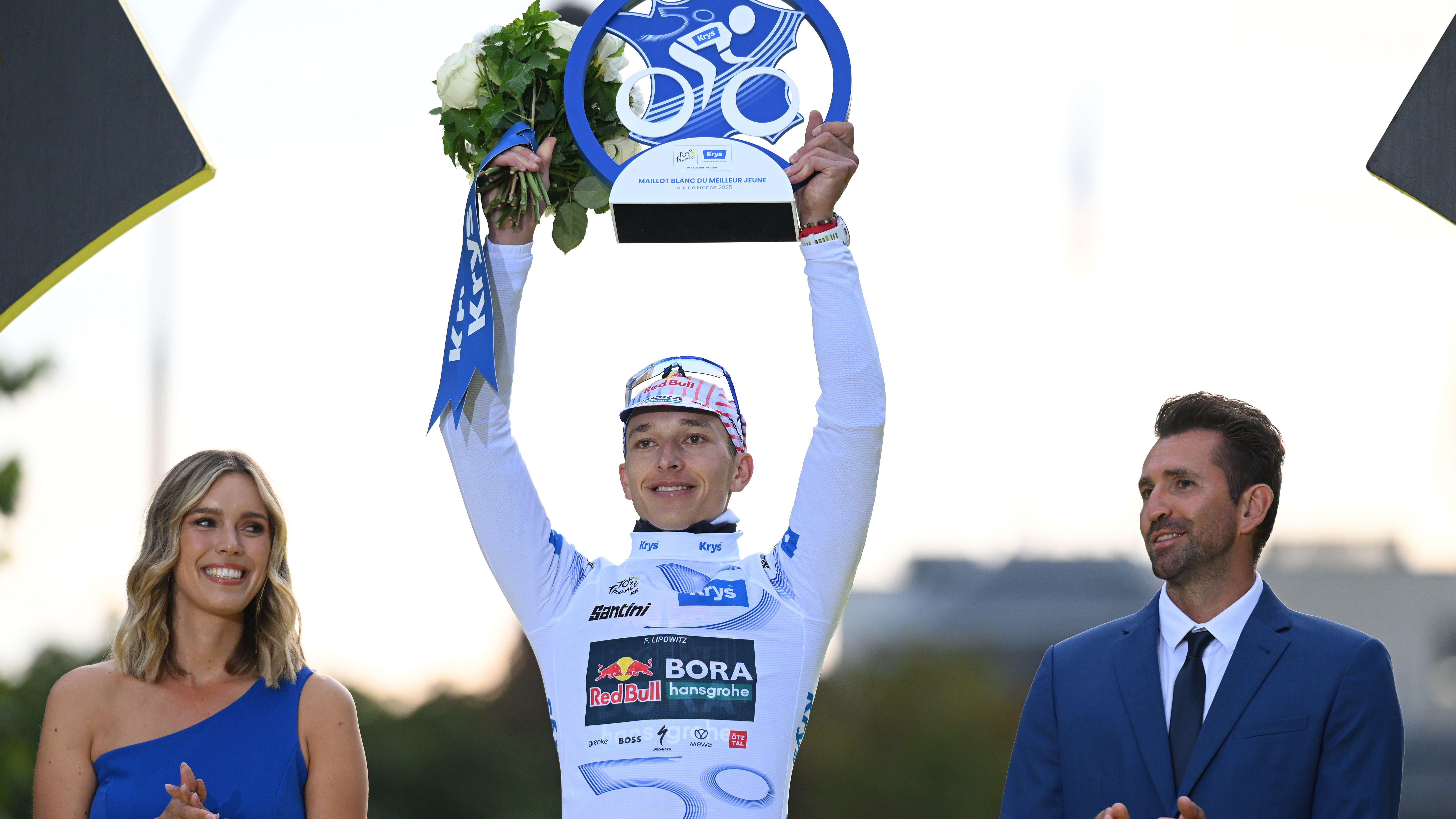 Florian Lipowitz takes the white jersey in 2025