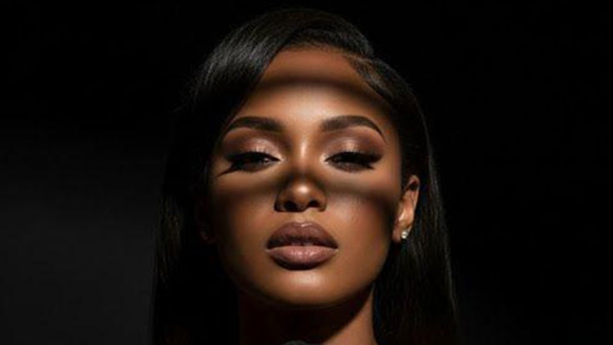 صورة تم إنشاؤها بواسطة الذكاء الاصطناعي للمغنية التي تم إنشاؤها باستخدام الذكاء الاصطناعي زانيا مونيه