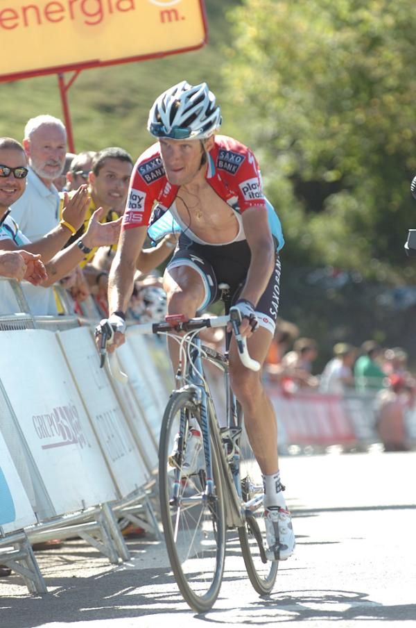 Frank Schleck (Saxo Bank) was trying to gain back already lost time.