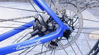 Campagnolo's disc brakes carry on from 2017, with rounded rotor edges