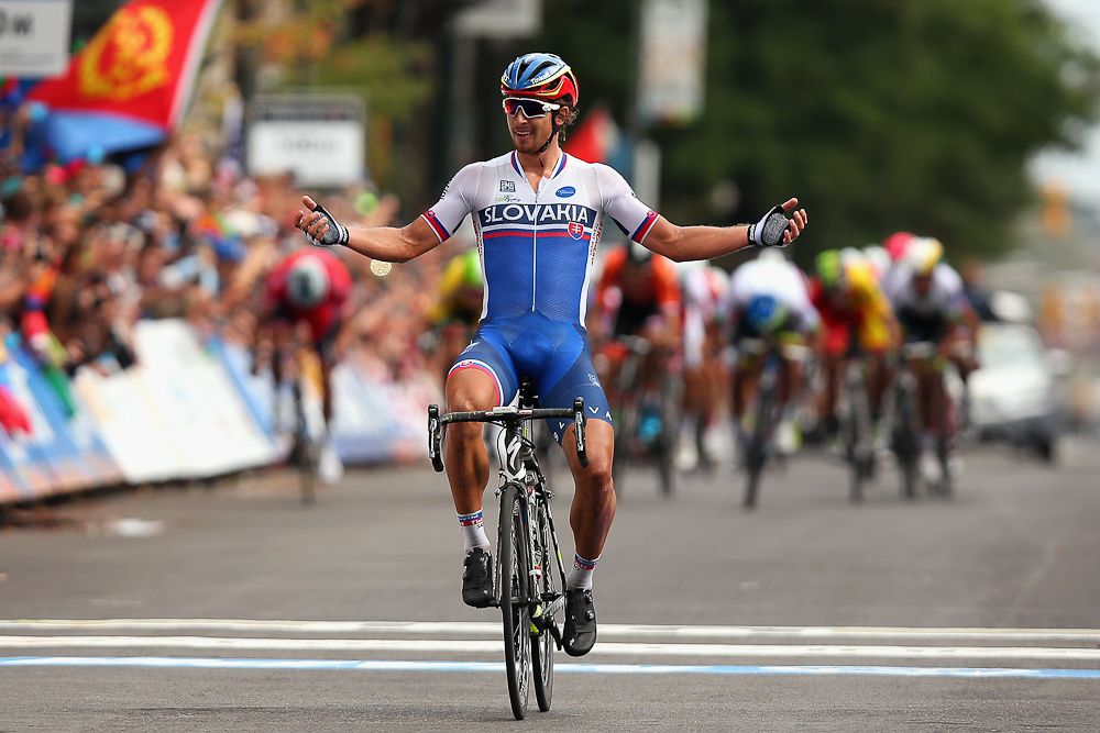 Peter Sagan wins the UCI World Championship Road Race in Richmond.
