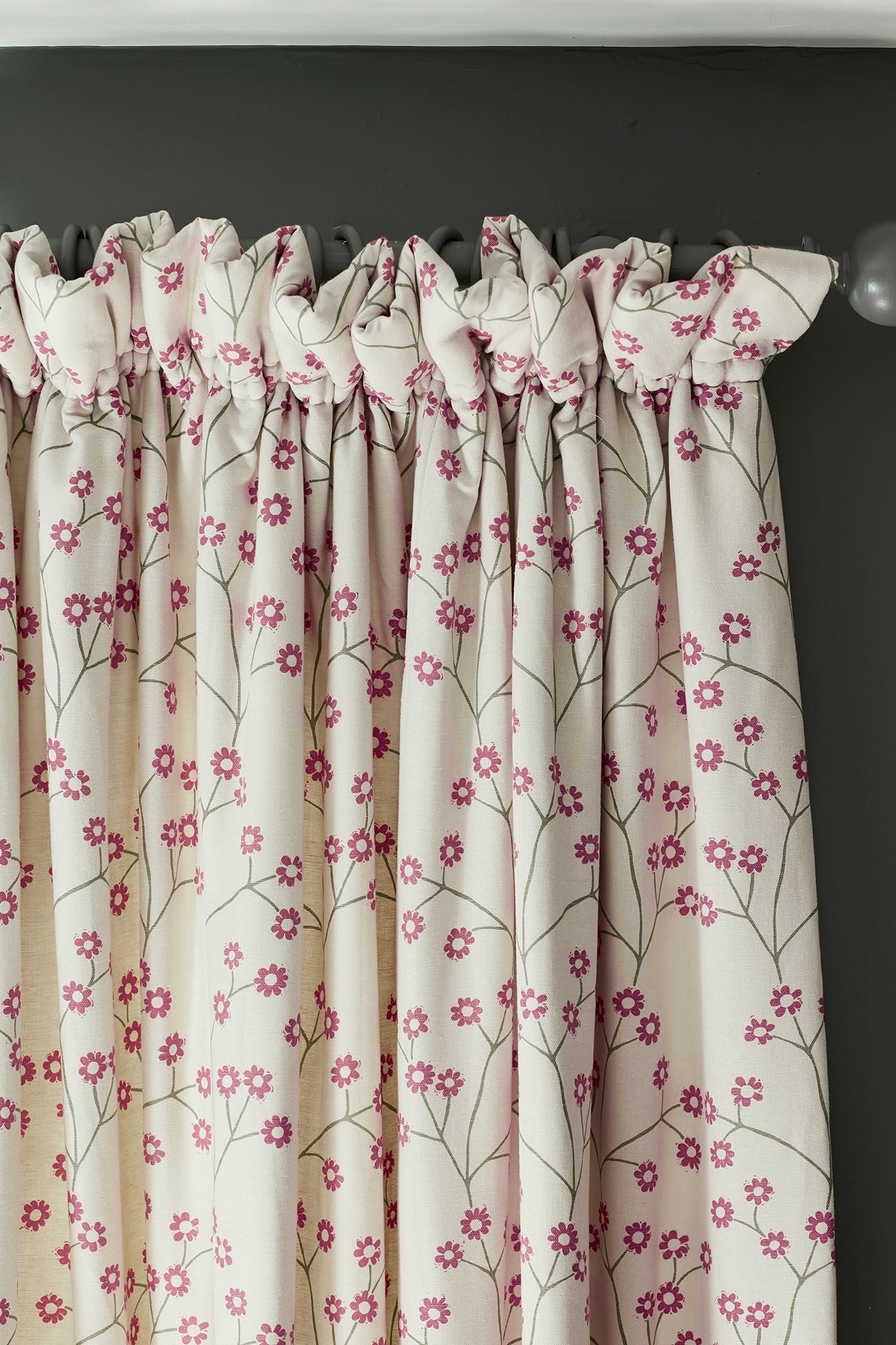 Cottage curtain ideas: inspiration for a cozy country home | Homes and Gardens