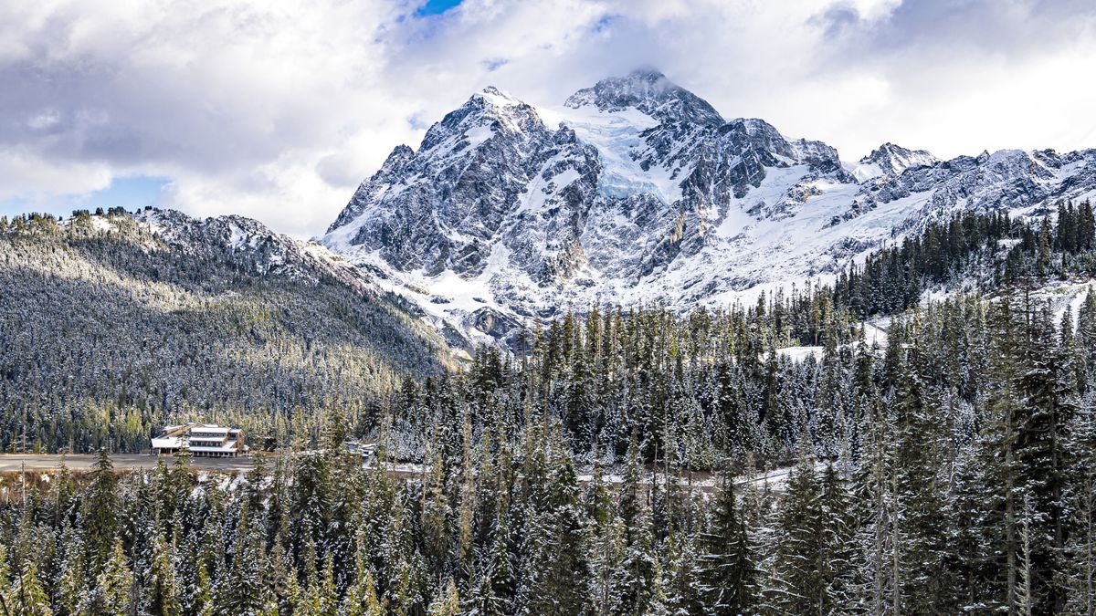 Best Winter Hikes In Washington Frozen Cascades Snowy Peaks And best-winter-hikes-in-washington-frozen-cascades-snowy-peaks-and