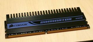 Corsair's new 2GB Dominator DDR2 memory has an integrated heatsink.