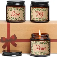 34. Christmas Candle Gift Set: View at Amazon