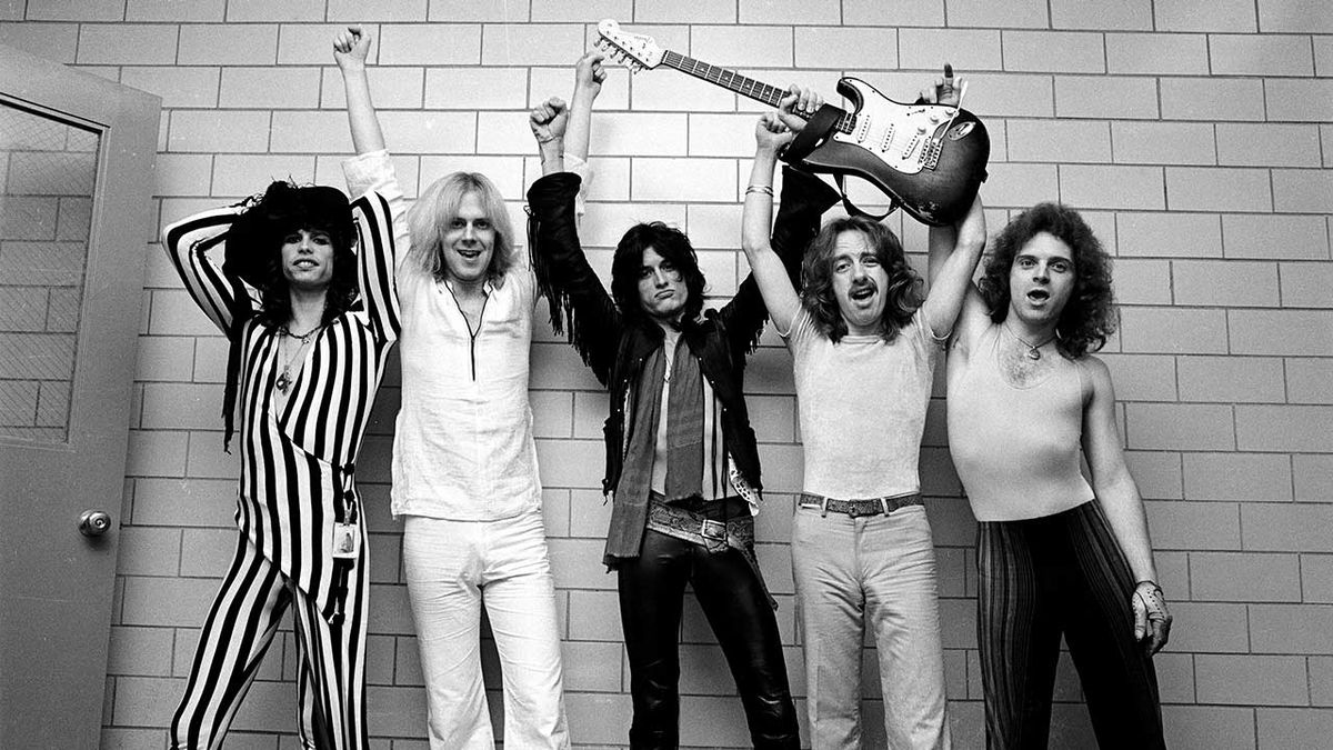 Photo of AEROSMITH and Tom HAMILTON and Steven TYLER and Joey KRAMER and Joe PERRY and Brad WHITFORD; L-R: Steven Tyler, Tom Hamilton, Joe Perry, Brad Whitford, Joey Kramer - posed, group shot, backstage