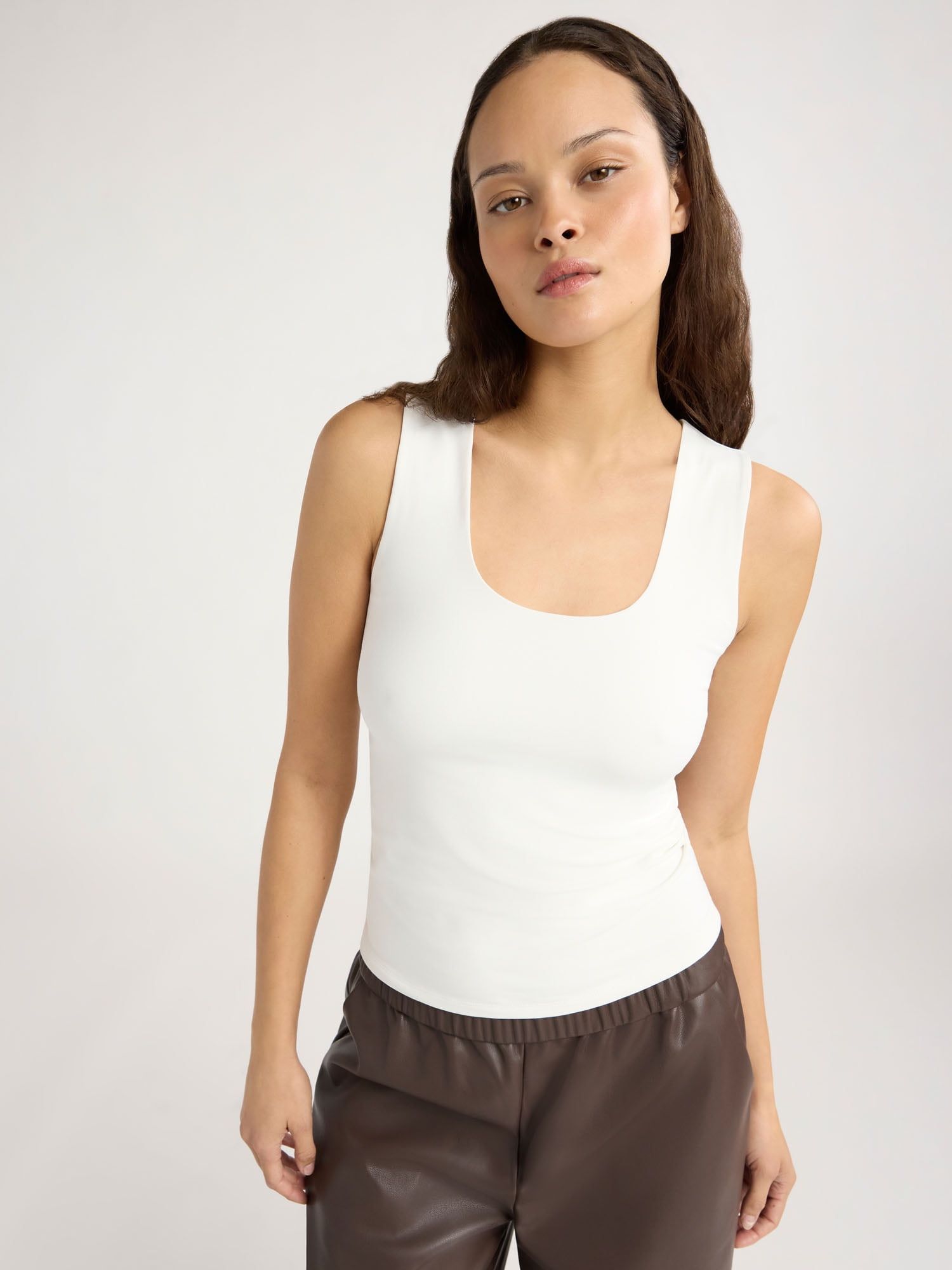 Scoop, Scoop Neck Contour Top