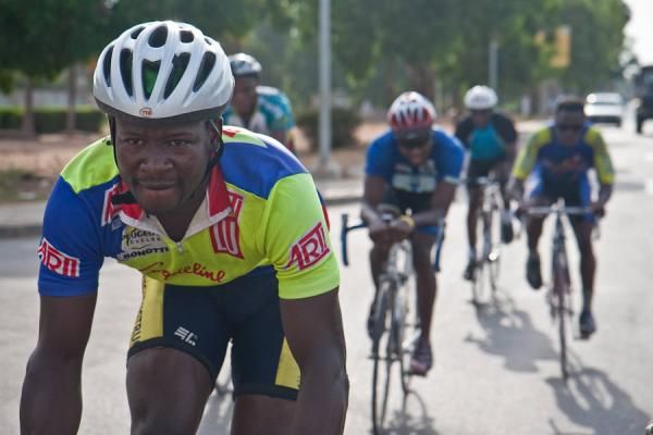 Amoussouvi turns up the pace on the group ride.