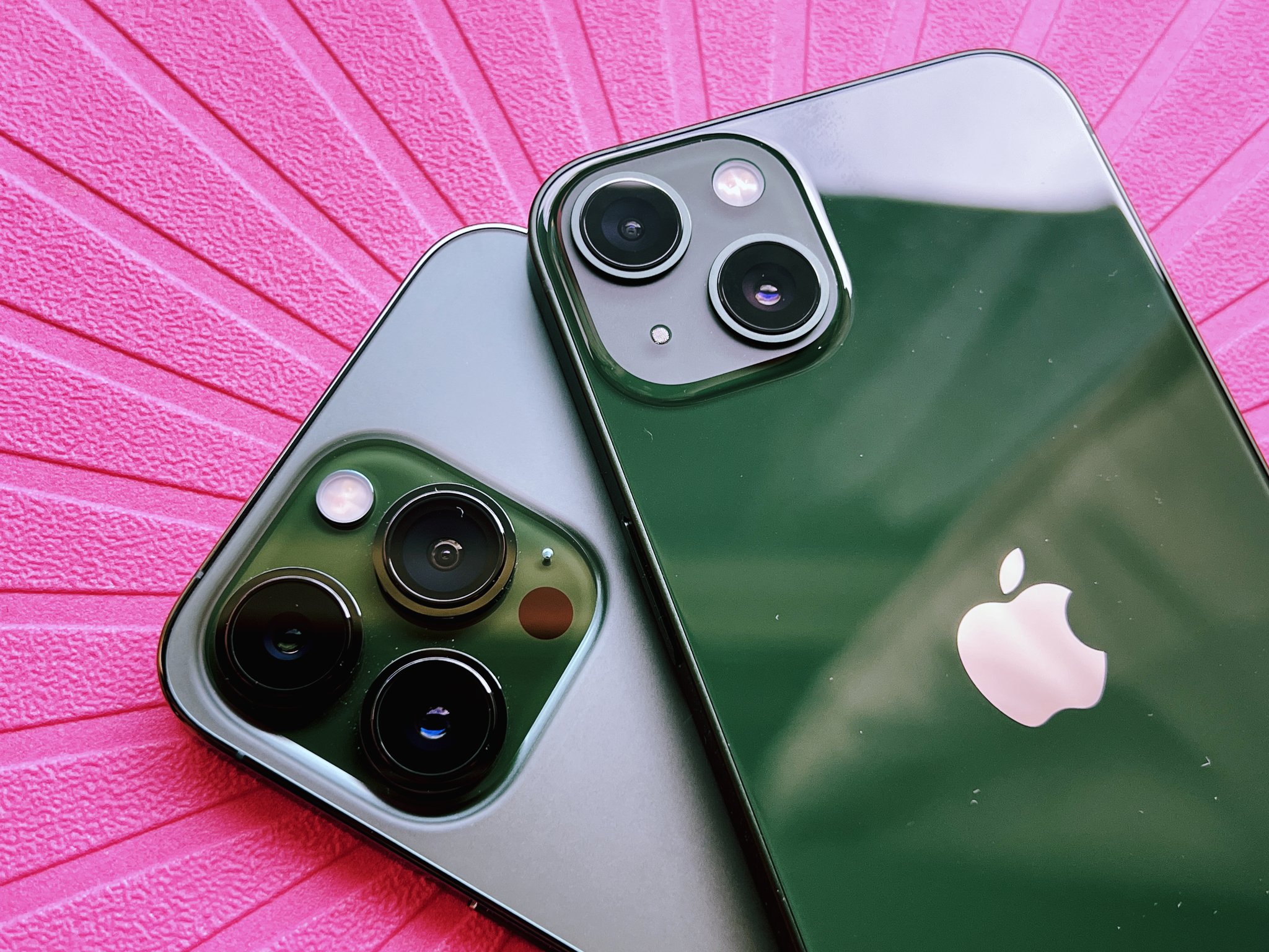 iPhone 13 Pro Max, iPhone 13 Pro in New Alpine Green, and iPhone 13, iPhone  13 mini in Green Colour Launched