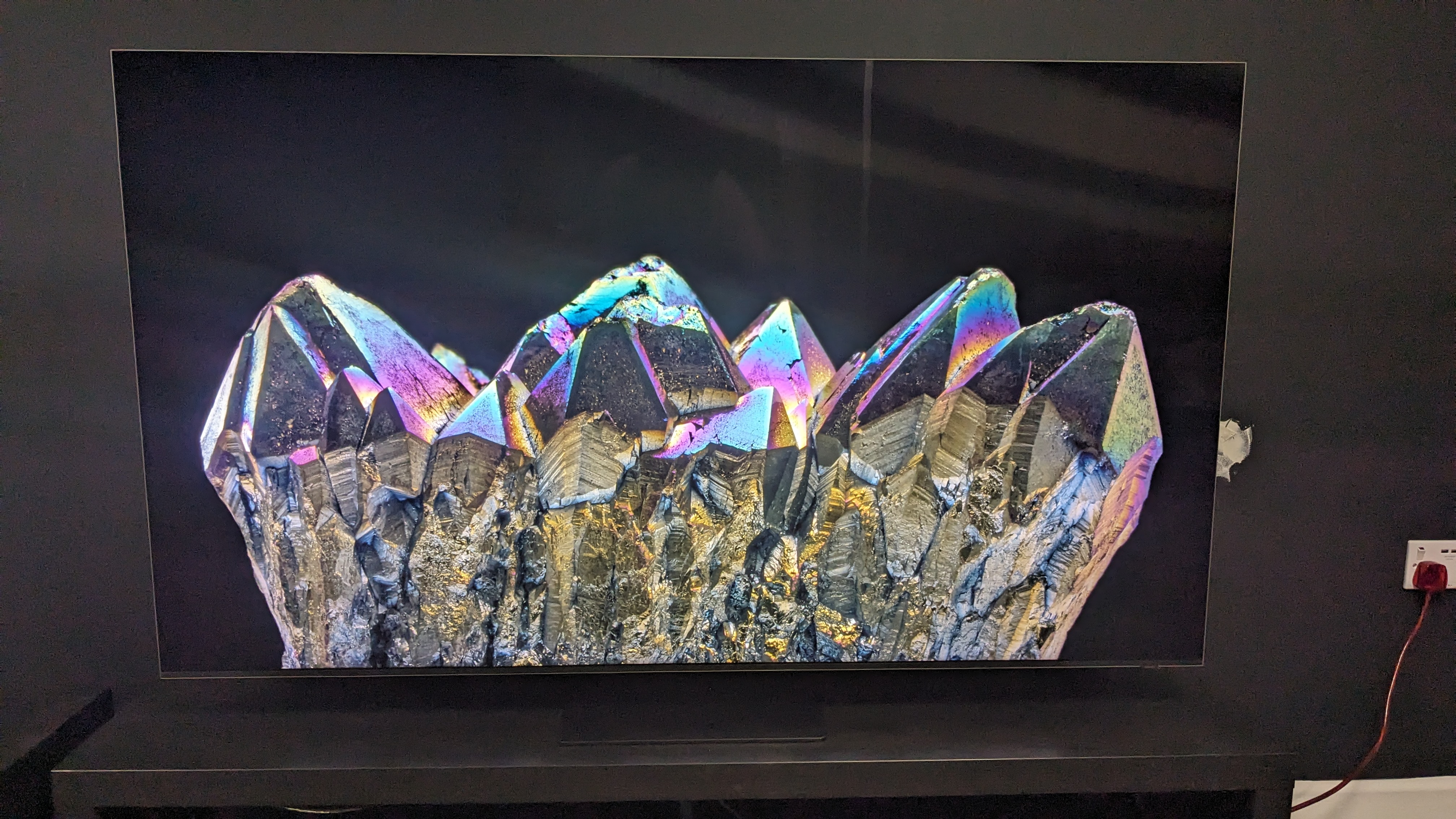 Samsung QN800D with gemstone on screen