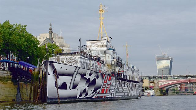 HMS president camouflaged