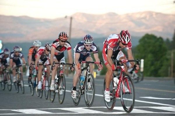 Bissell's on the front of the men's race with four laps remaining.