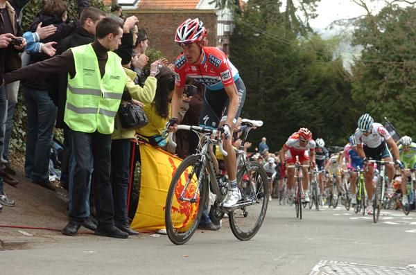 Andy Schleck (Saxo Bank) puts in a dig on the Mur de Huy