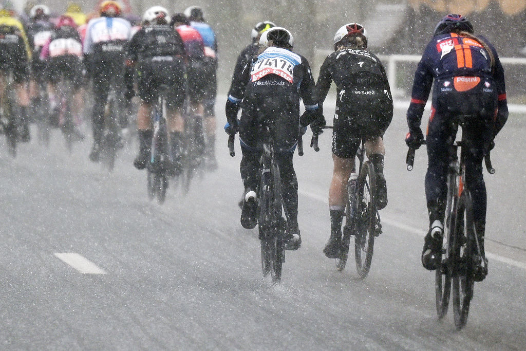 BRUGES, BELGIUM - MARCH 26: Malou Eisen of Netherlands and Team VolkerWessels competes during the 9th Ronde van Brugge - Tour of Bruges 2026, Women's Elite a 143.7km one day race from Bruges to Bruges on March 26, 2026 in Bruges, Belgium. (Photo by Luc Claessen/Getty Images)