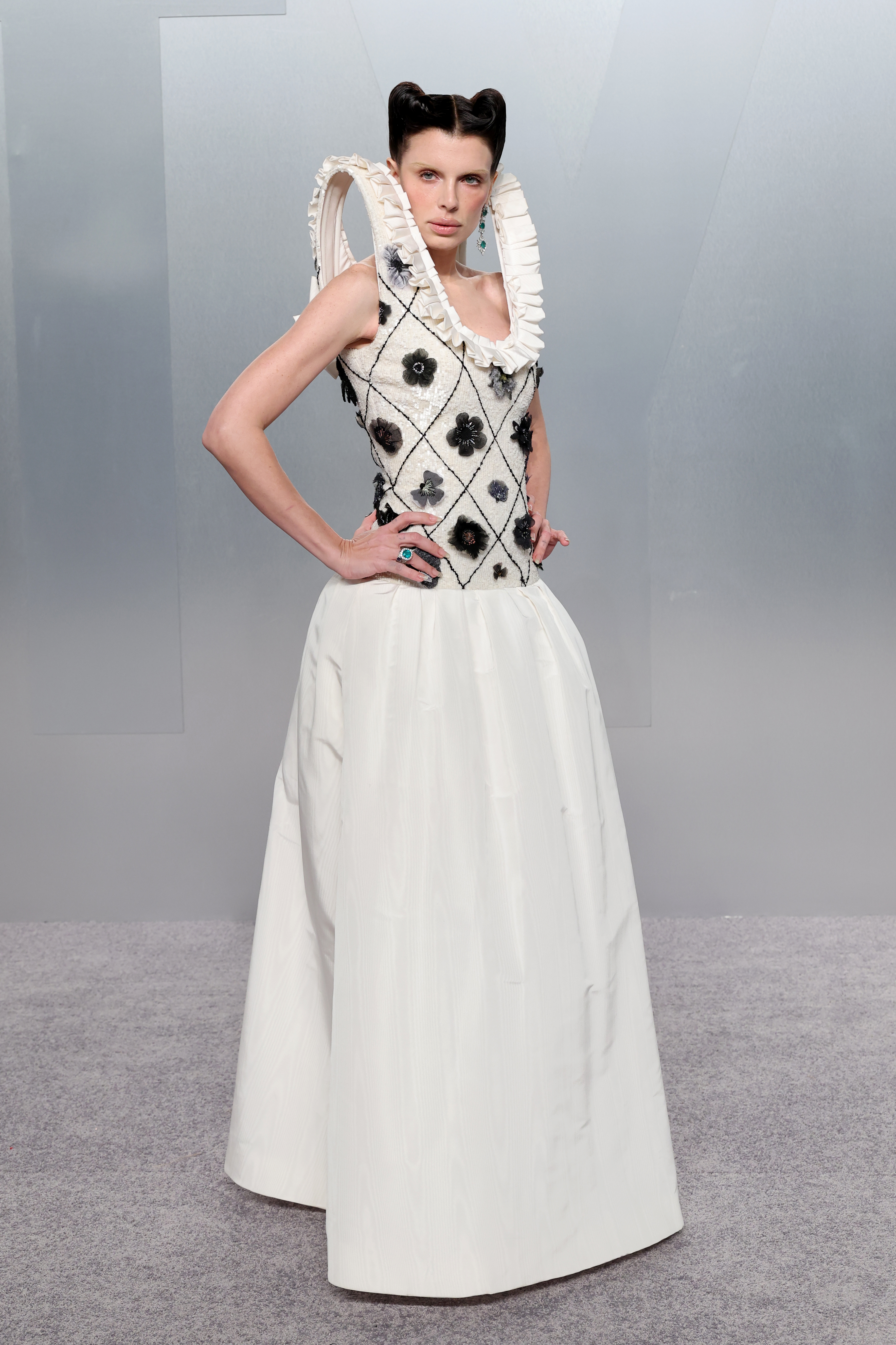 LOS ANGELES, CALIFORNIA - MARCH 15: Julia Fox attends the 2026 Vanity Fair Oscar Party Hosted By Mark Guiducci at Los Angeles County Museum of Art on March 15, 2026 in Los Angeles, California. (Photo by Amy Sussman/Getty Images for Vanity Fair)