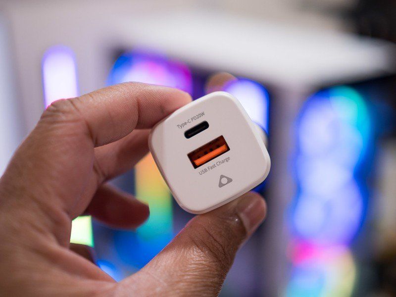 Stuffcool Neutron review