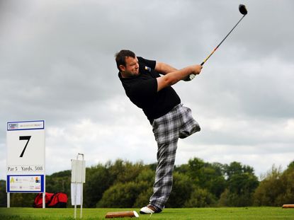 GM Meets Chris Foster: The Inspirational One Legged Golf Pro