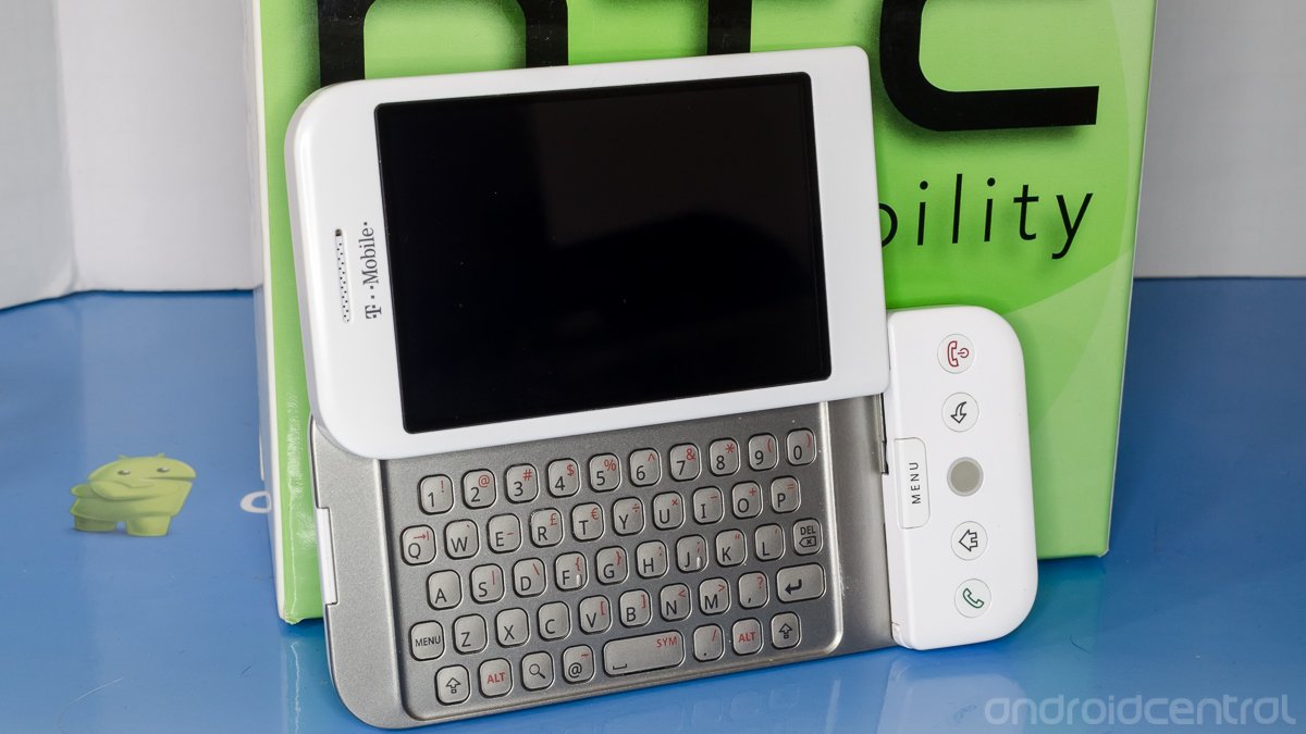 10 лет android. HTC Dream, the first Android device.