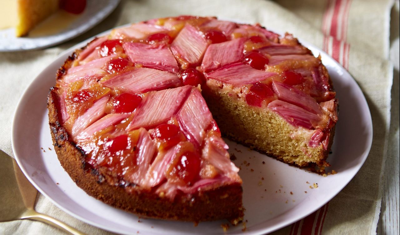 rhubarb upside down cake