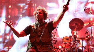 Rage Against The Machine have called off their UK/European tour after getting "medical guidance" on frontman Zack de la Rocha's recent leg injury