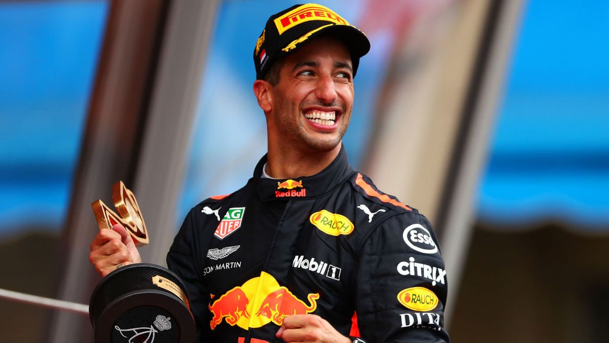 F1: Daniel Ricciardo gets huge offer to join McLaren | The Week