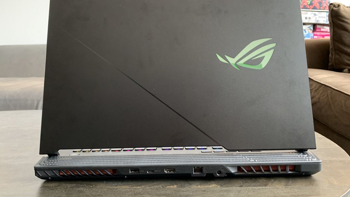 Asus ROG Strix Scar 17 G732