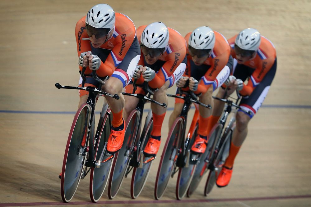 The Dutch men's pursuit team.