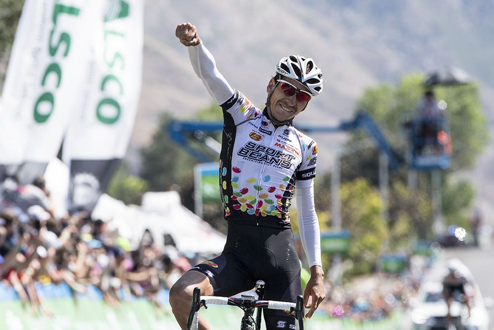 Lachlan David Morton (Jelly Belly p/b Maxxis) punches the air after taking the stage win