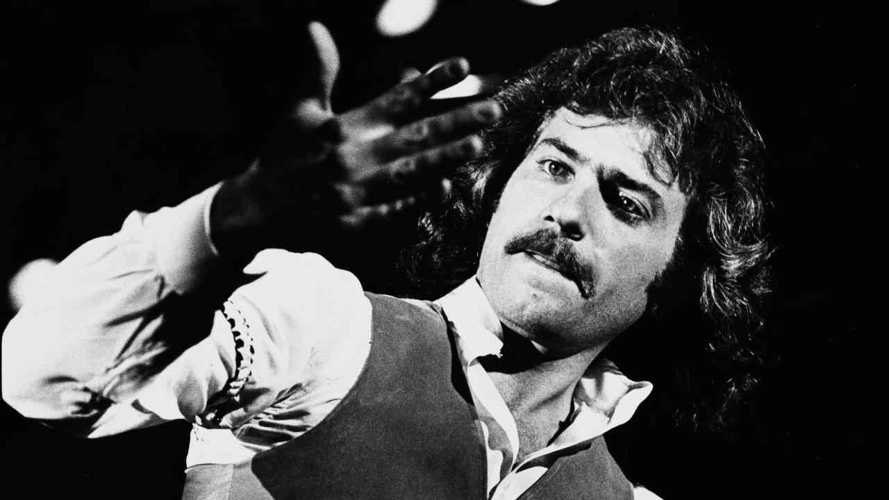 Styx&amp;rsquo;s Dennis DeYoung performing onstage in 1978