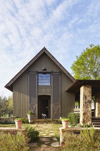 modern farmhouse extension