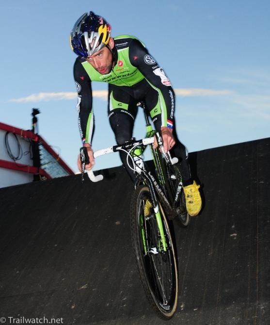 Tim Johnson (Cannondale) on the flyover