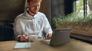 Lenovo Chromebook Duet 3 in coffee shop