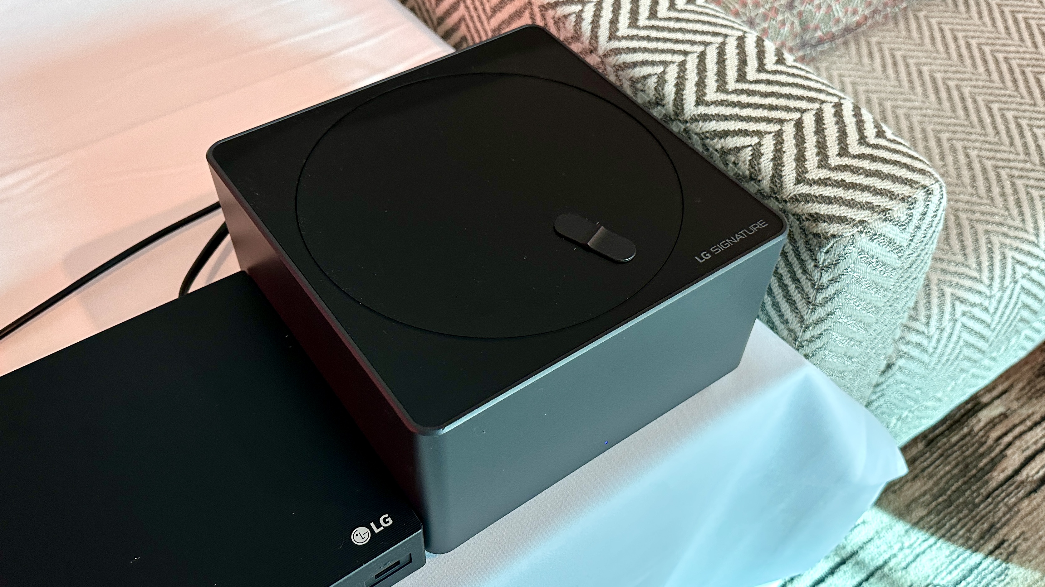 Die LG Signature Series M3 OLED auf der CES 2023.